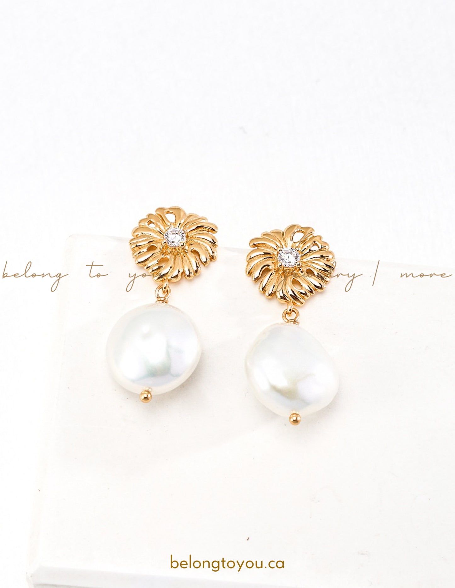 Daisy Pearl Earrings