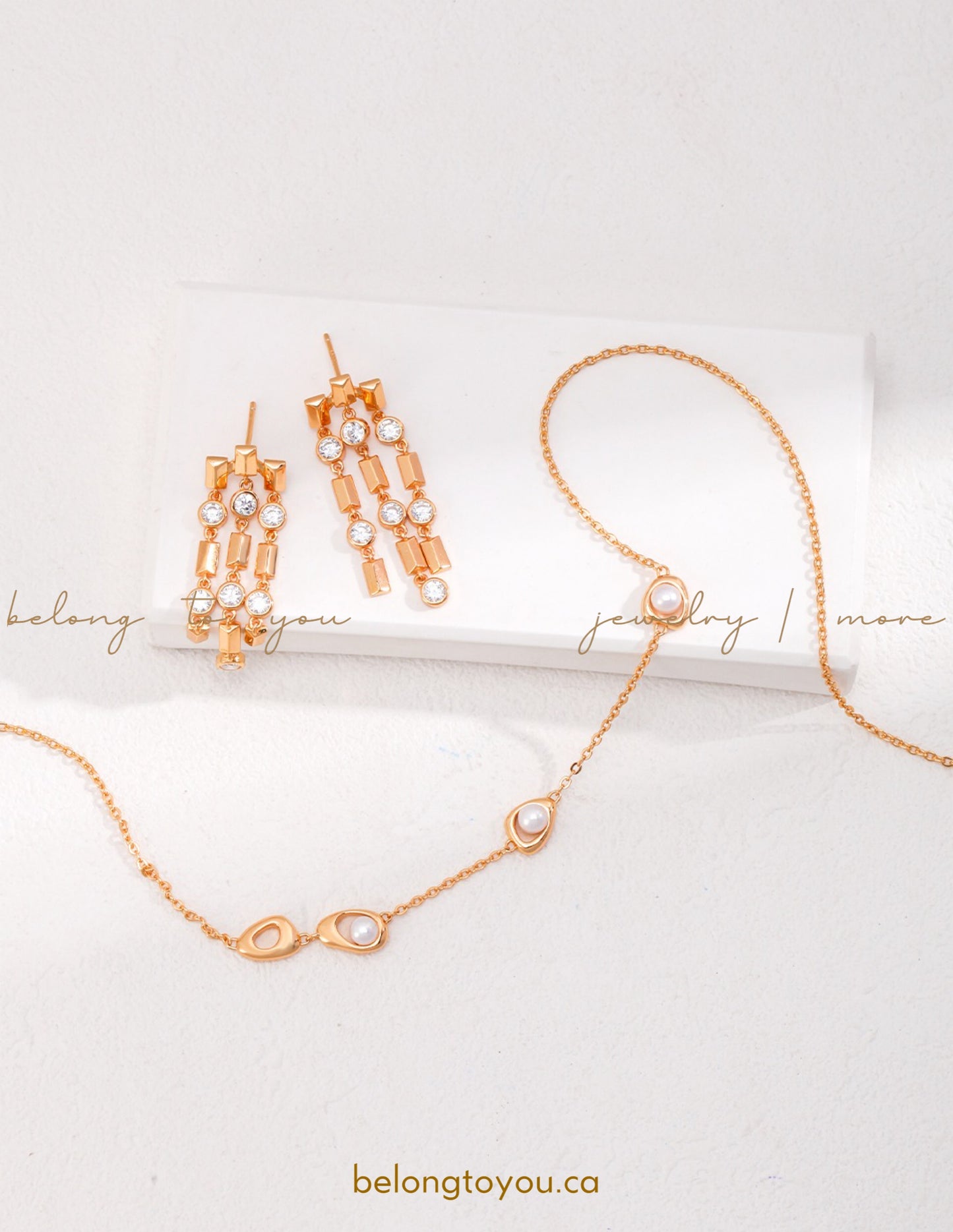 Lively Pearl Necklace