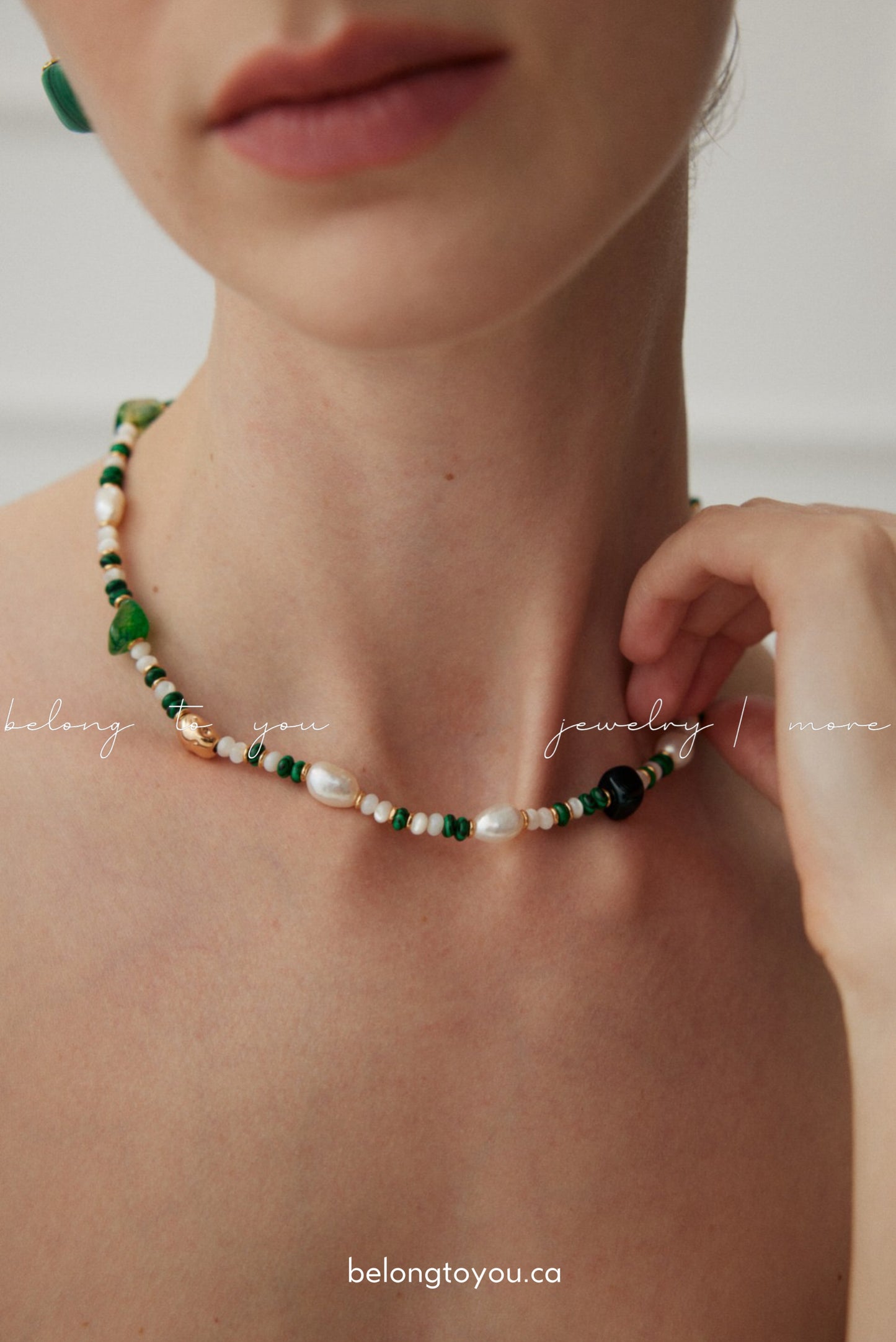 Elegant Malachite Pearl Necklace