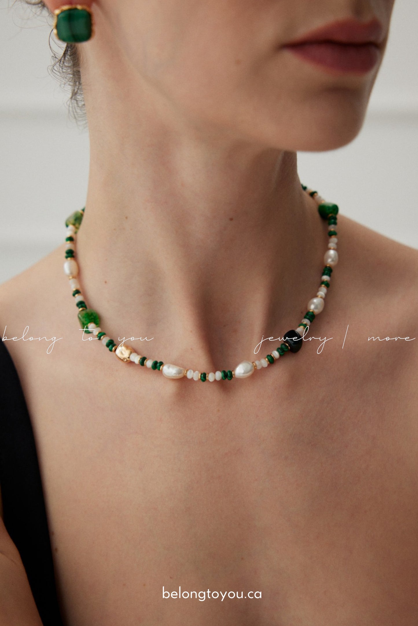 Elegant Malachite Pearl Necklace